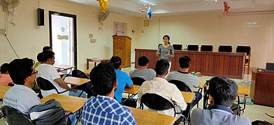 Sejal Khatri giving an Overview of her research on Indic Wikipedia