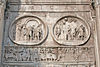 Baixo-relevo do Arco de Constantino em Roma no qual provavelmente retrata-se a Batalha de Verona