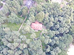 Luft­aufnahme der Villa