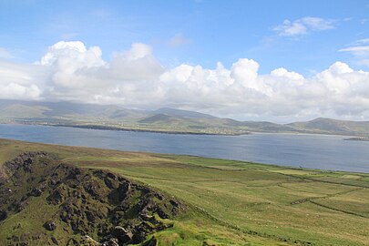 View over Ard na Caithne harbour from An Triúr Deirféar.