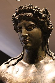 Détail du Dionysos en bronze