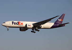 Un 777 de FedEx, le même modèle qui a servi au transport de Yuan Zi et Huan Huan.