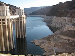 Lake Mead drying up, at Hoover Dam