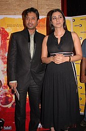 Tabu pictured with co-actor Irrfan Khan for the premiere of The Namesake in 2006 Irfan Khan Tabu still1.jpg