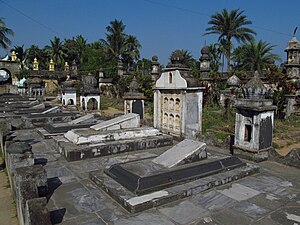 Jafaraganj Cemetery in 2013