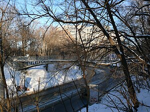 Вид моста зимой…
