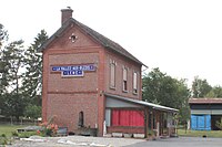 L'ancienne gare de la ligne de chemin de fer de Romery à Liart. On remarquera l'ancienne orthographe du village La Vallée-aux-Bleds.