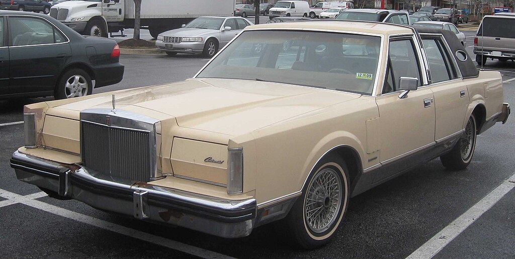  Lincoln Continental Mark VI sedanjpg