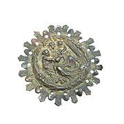 Médaillon d'applique ou broche, Mantoche, époque gallo-romaine.