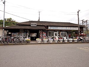 車站大樓（2011年5月6日）