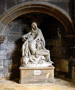 Vierge de Piété (1859), marbre, église Saint-Germain l'Auxerrois à Paris