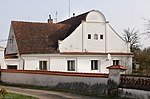 Planá nad Lužnicí, Lhota Samoty, house No 1.jpg