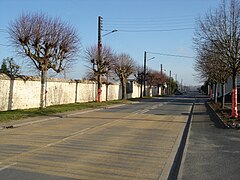 La route départementale 940 en direction de Lignières en 2012.