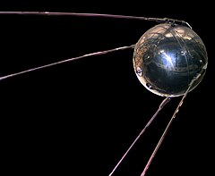 Sputnik 1 - First Earth orbiter Sputnik asm.jpg