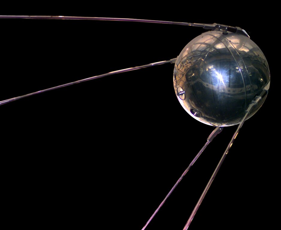 Sputnik 1, den första människotillverkade satelliten 1957. Bild:NASA/Wikimedia