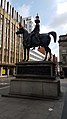 Statue of the Duke of Wellington outside the Glasgow Gallery of Modern Art.