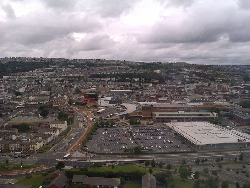 File:Swansea city centre, 15 July 2011.jpg