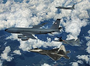 Tyn-f22-f-15-kc135.jpg