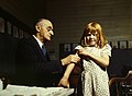 31. Egy tanuló tífusz elleni védőoltást kap egy texasi iskolában, 1943-ban. (javítás)/(csere)