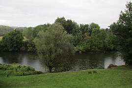 Vue de la vallée de l'Anglin, côté nord, depuis le château de Forges.