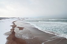 雪に覆われた津軽半島 七里長浜（青森県つがる市）