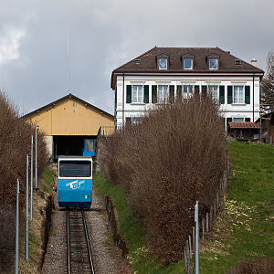 upper station with car in blue (2010)