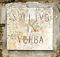 Lapide "Nullius in verba"