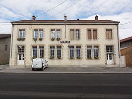 Het gemeentehuis van Croismare