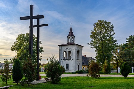 Dzwonnica przy dawniej cerkwi prawosławnej ob. kościoła pw. św. Rajmunda ​ Autor: Grażyna Adamczyk