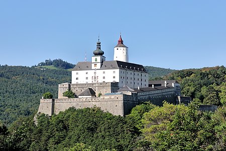 Замъкът в Форхтенщайн, Австрия