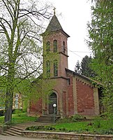 Linde vor der ev. Kirche Heiligenwald