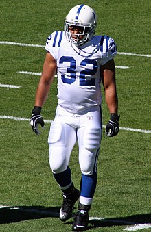 Hart with the Indianapolis Colts in 2010 Mike Hart (American football).JPG