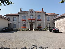 The town hall in Montzéville