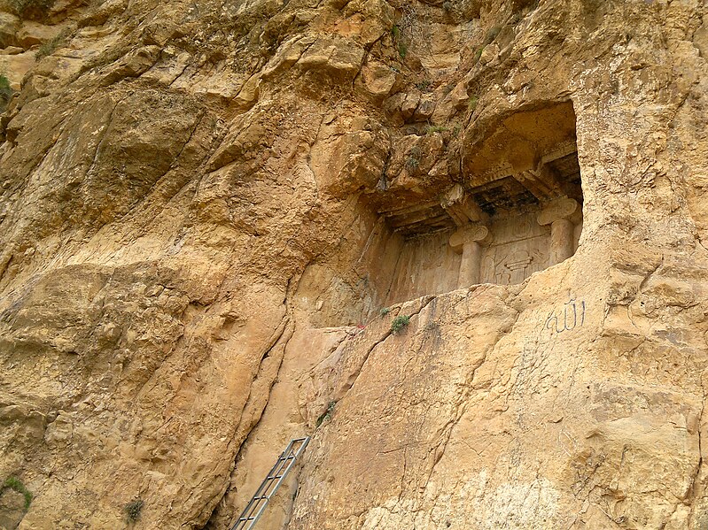 File:Qizqapan Cave.jpg