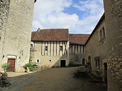 Vue intérieure du bâtiment côté est (gîte).