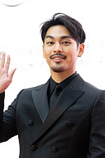 柳楽優弥のサムネイル