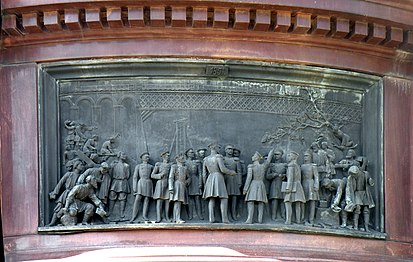 Николай I у Веребьинского моста. Горельеф на постаменте памятника императору в Санкт-Петербурге