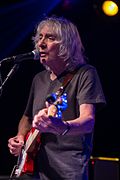 Albert Lee.