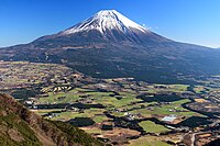 毛無山から望む朝霧高原と富士山