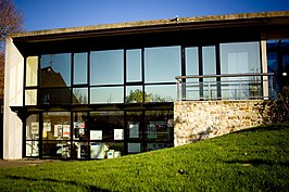 Gemeentehuis en bibliotheek