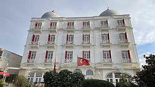 Zgodovinski Splendid Palace Hotel na Büyükadi, zgrajen leta 1908