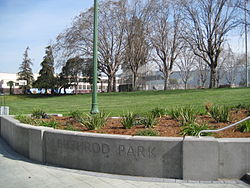 Shattuck Avenue entrance to Bushrod Park