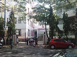 Школа Кэмпион Мумбаи.jpg