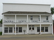 Daniels County Courthouse- Scobey MT.JPG