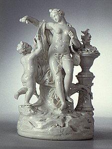 Jean-Pierre Varion, Flore avec des enfants (vers 1778–1785), porcelaine, New York, Metropolitan Museum of Art.