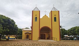 Praça e Igreja São Sebastião em Itaguari