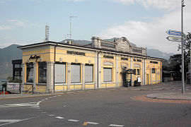 Le bâtiment voyageur de la gare historique du Lugano-Ponte Tresa, aujourd'hui utilisée comme restaurant.