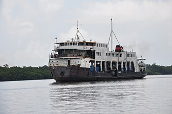 Veerboot over de Essequibo