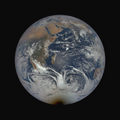 ภาพถ่ายจากดาวเทียม DSCOVR ของนาซา
