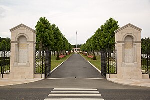 Oise-Aisne American Cemetery and Memorial 16.jpg